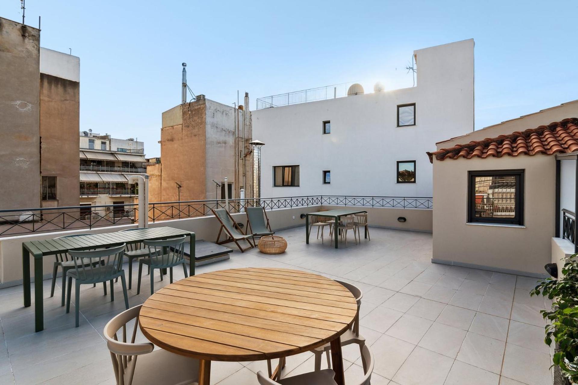 Limehome Athens Solonos City Center Extérieur photo