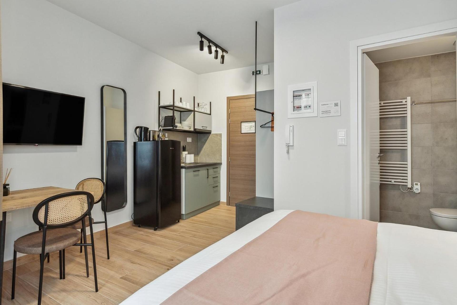 Limehome Athens Solonos City Center Extérieur photo