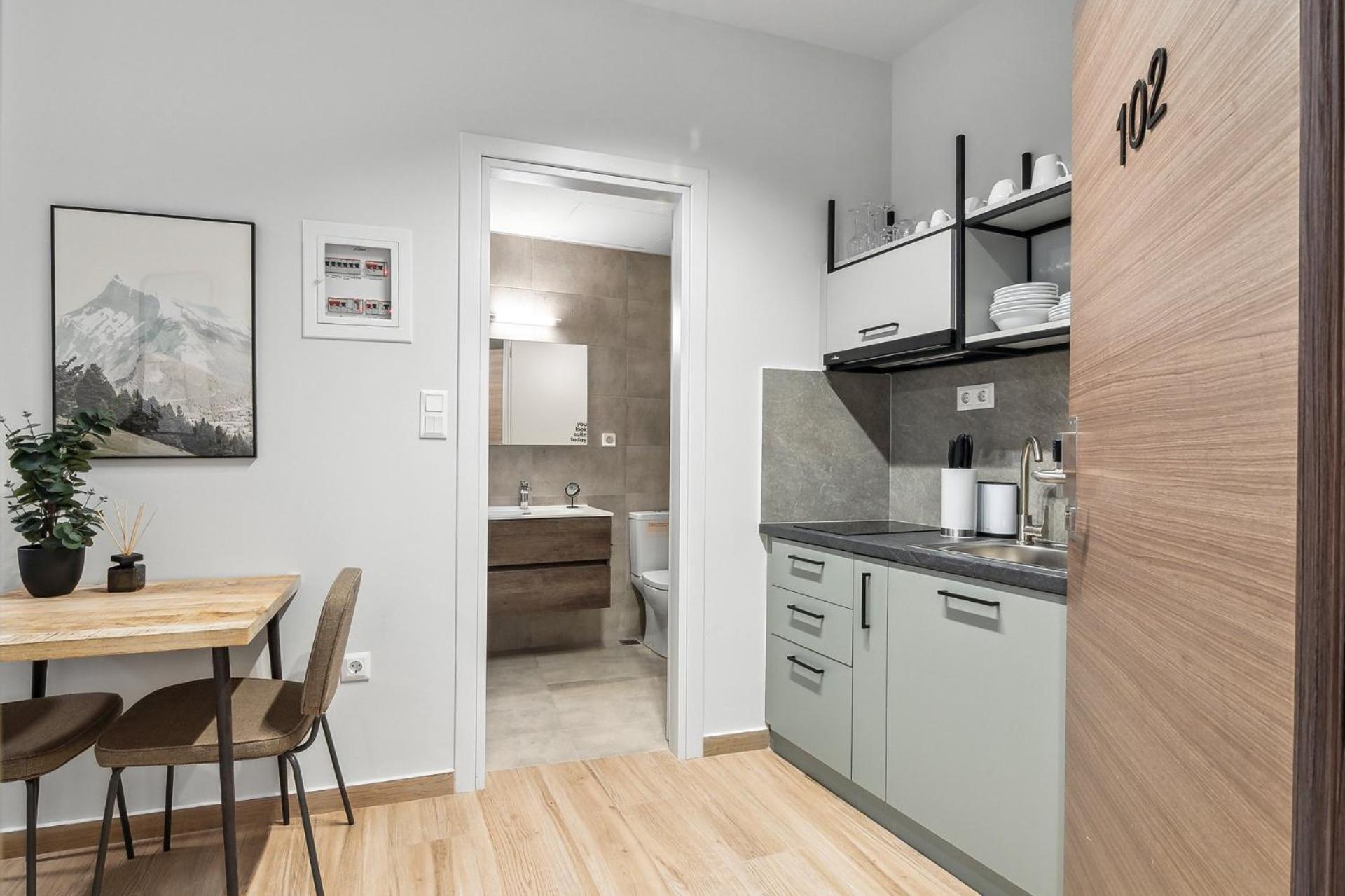 Limehome Athens Solonos City Center Extérieur photo