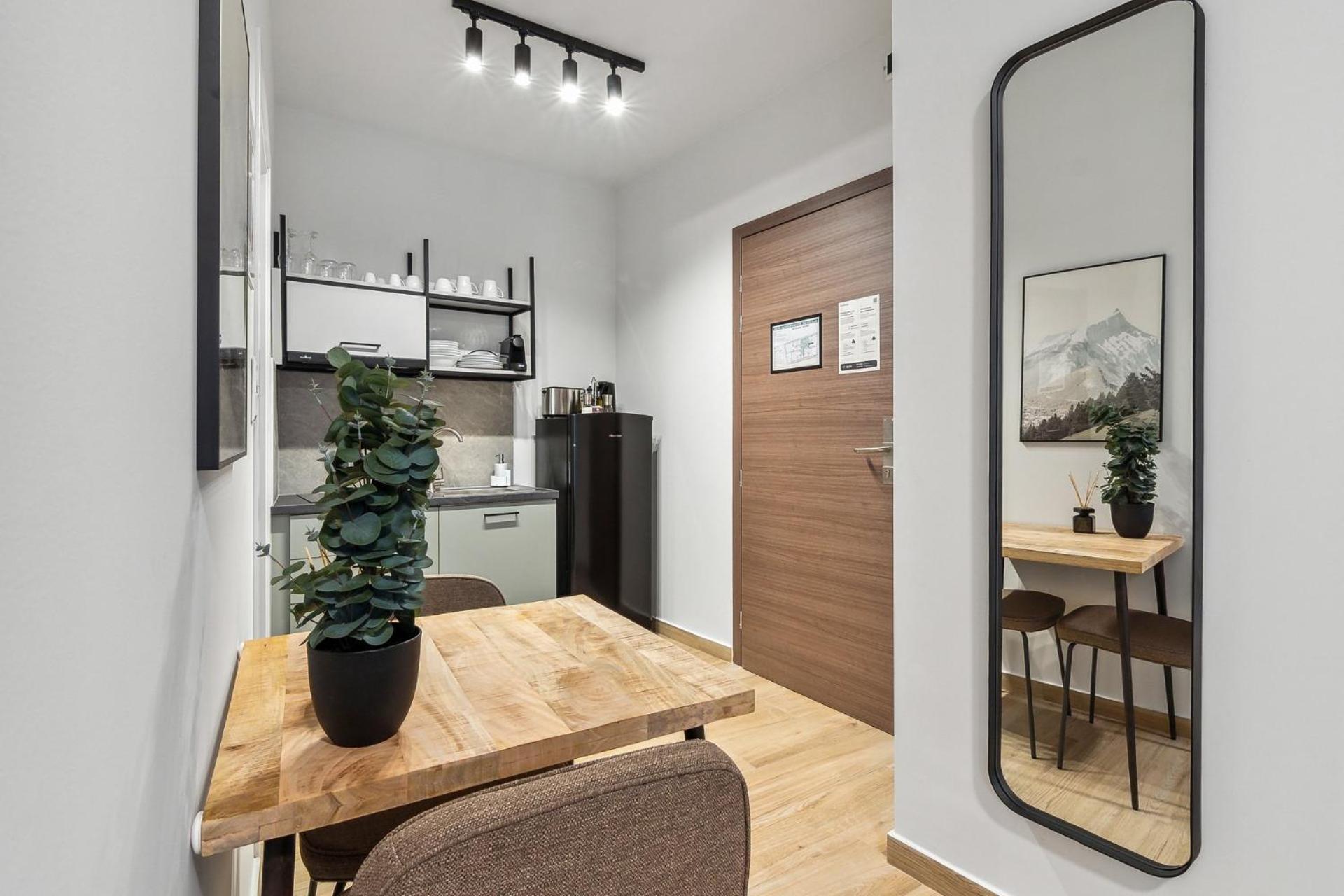 Limehome Athens Solonos City Center Chambre photo